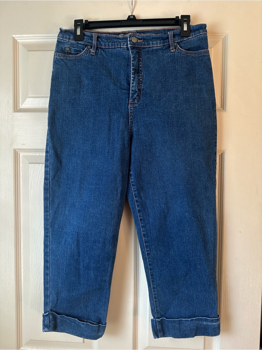 Women's Pedal-Pusher Cuffed Jeans in Dark Blue